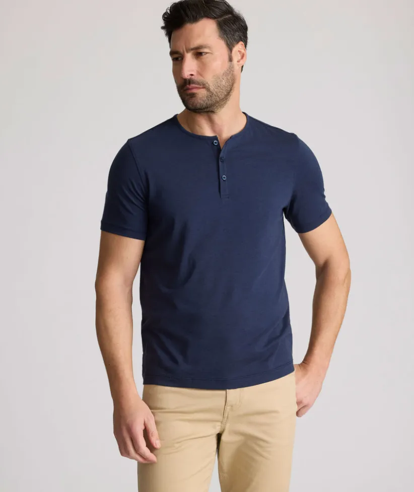ecosoft-short-sleeve-henley-nRbgkDEU-0.webp Tees & Henleys>UNTUCKit EcoSoft™ Short-Sleeve Henley