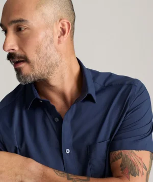 Button-Down Shirts>UNTUCKit Performance Short-Sleeve Gironde Shirt Navy