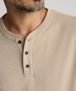 Tees & Henleys>UNTUCKit Stretch Cotton Herringbone Henley Tan